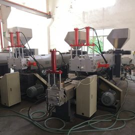 300 - 450 kg / H Jednoślimakowa maszyna do recyklingu tworzyw sztucznych PP Dostosowane napięcie
