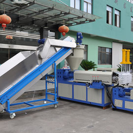 Przemysłowa maszyna do recyklingu odpadów z tworzyw sztucznych PP PE Przetwarzanie mokrej folii Dostosowany kolor